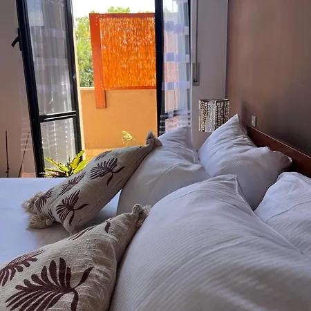 Lary 4* 佩斯卡拉