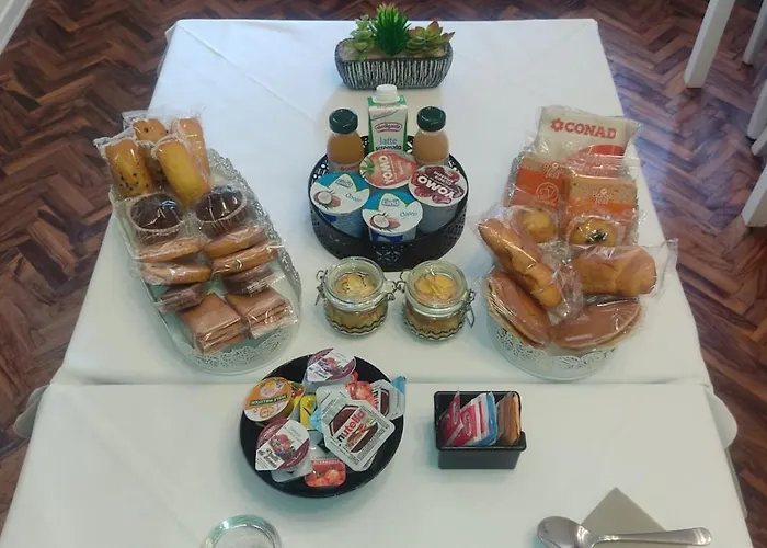 Bed and breakfast Lary 4*