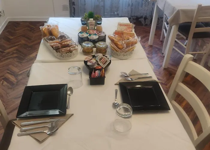 Lary 4* بيسكارا